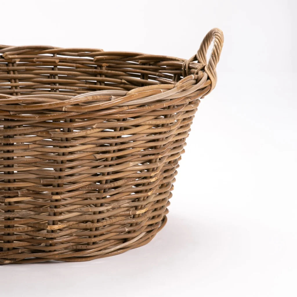 decofurn-furniture-oval-laundry-basket-903.jpg
